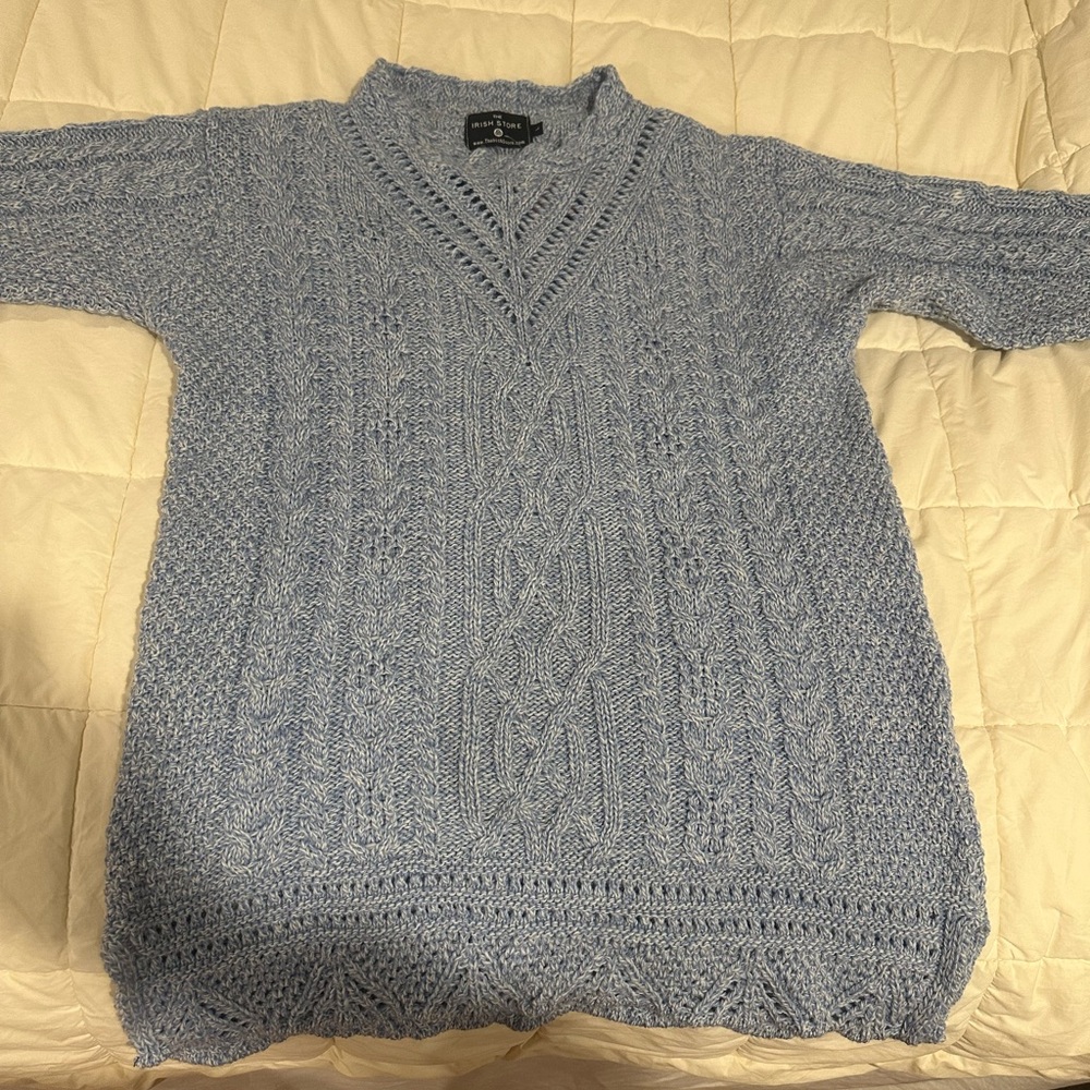 The Irish store cable sweater sky blue size L wool